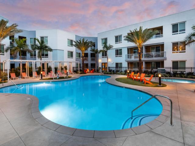 2 BR, 2 BA Apartment 3250 Barnett Avenue Unit 2111, San Diego, CA 92138