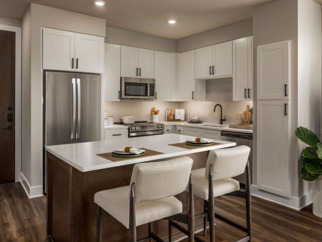 2 BR, 2 BA Apartment 3255 Carlisle Street Unit 1108, Dallas, TX 75204
