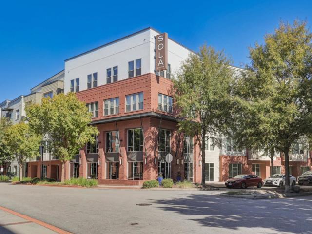 2 BR, 2 BA Apartment 325 Taylor Street Unit 2 2017, Columbia, SC 29201