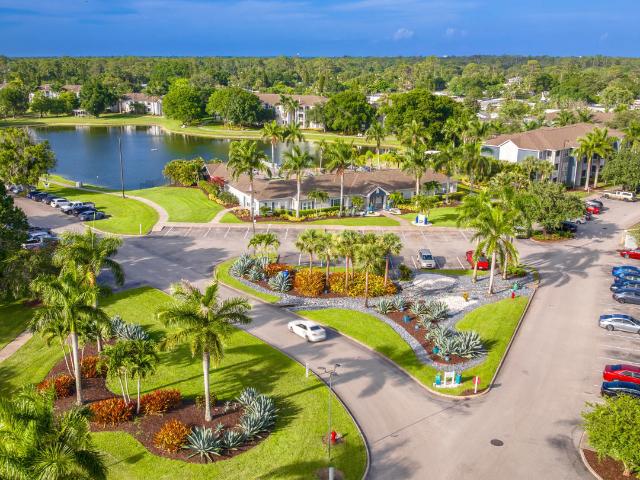 2 BR, 2 BA Apartment 325 Lago Circle Unit 250 204, Melbourne, FL 32904