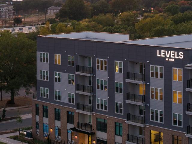 2 BR, 2 BA Apartment 3310 South Tryon Street Unit 703, Charlotte, NC 28217