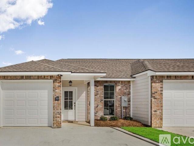 2 BR, 2 BA Apartment 33260 La Hwy 16, Unit 9B, Denham Springs, LA 70706