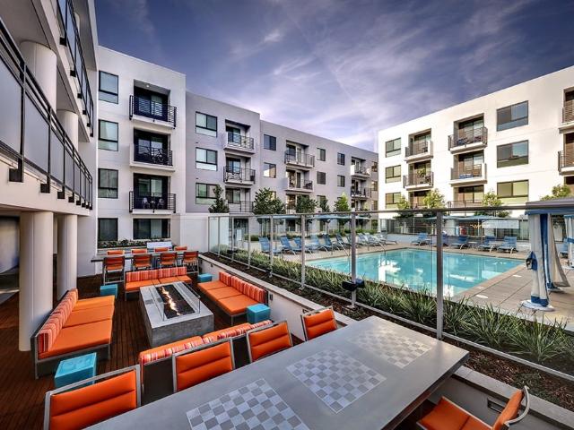 2 BR, 2 BA Apartment 3330 East Foothill Boulevard Unit 300, Pasadena, CA 91107