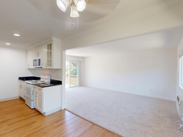 2 BR, 2 BA Apartment 335 Enfrente Rd, Novato, CA 94949