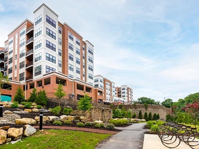 2 BR, 2 BA Apartment 335 Righters Ferry Rd. Unit 346, Bala Cynwyd, PA 19004