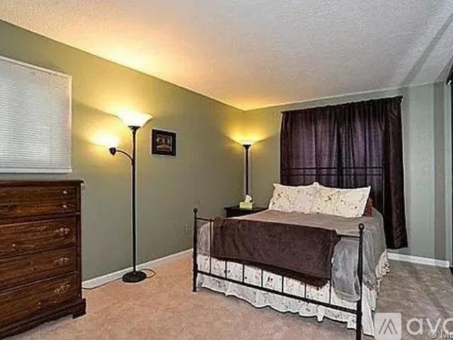 2 BR, 2 BA Apartment 4400 S Quebec St, Unit E101, Denver, CO 80237