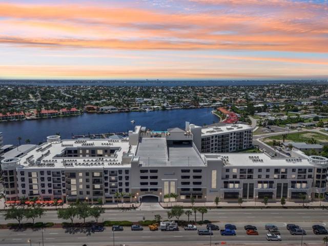 2 BR, 2 BA Apartment 440 Cape Coral Parkway East Unit B506, Cape Coral, FL 33904