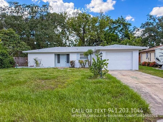 2 BR, 2 BA Apartment 4417 Parnell Dr, Sarasota, FL 34232