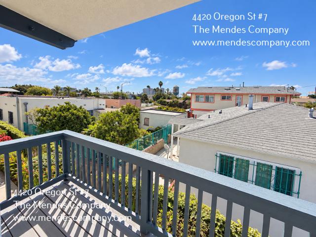 2 BR, 2 BA Apartment 4420 Oregon St, San Diego, CA 92116