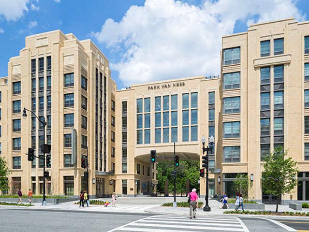 2 BR, 2 BA Apartment 4455 Connecticut Ave NW Unit 0731, Washington, DC 20008