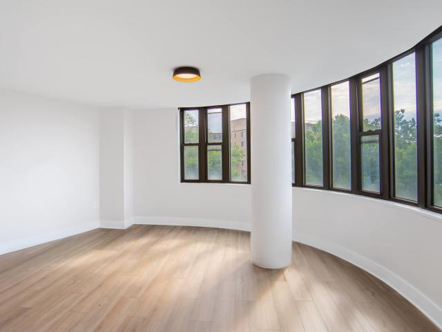 2 BR, 2 BA Apartment 4500 Connecticut Ave. NW Unit 606, Washington, DC 20008