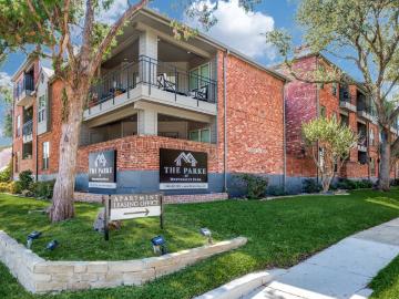 2 BR, 2 BA Apartment 4501 Druid Ln Unit 3 3204, Dallas, TX 75205