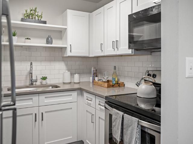 2 BR, 2 BA Apartment 450 Manda Lane Unit 500 617, Wheeling, IL 60090