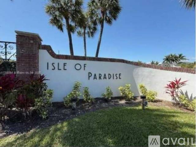 2 BR, 2 BA Apartment 450 Paradise Isle Boulevard, Unit 110, Hallandale Beach, FL 33009