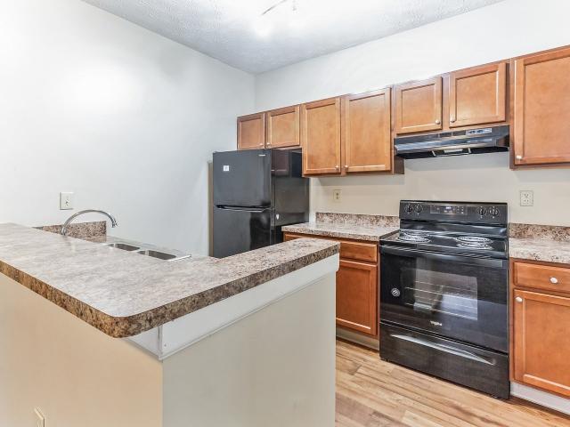 2 BR, 2 BA Apartment 4551 Durrow Dr Unit 4597BP, Columbus, OH 43228
