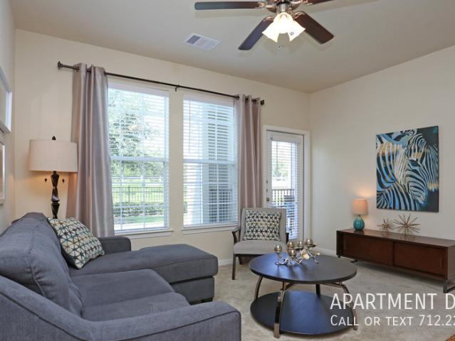 2 BR, 2 BA Apartment 4556 N Major Dr, Beaumont, TX 77713