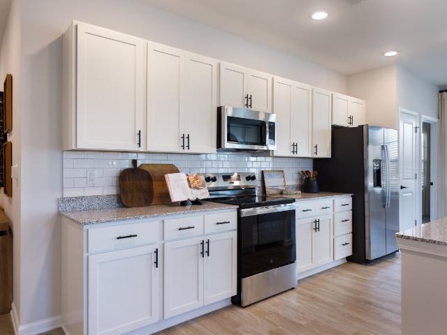 2 BR, 2 BA Apartment 4568 Tides Way Unit 1 208, Shallotte, NC 28470