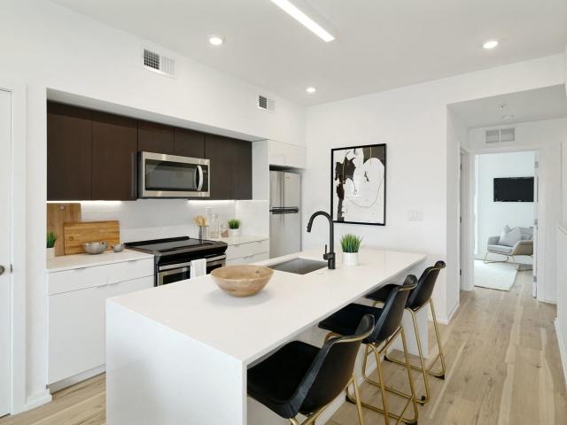 2 BR, 2 BA Apartment 456 North 5th Unit 19, Philadelphia, PA 19123