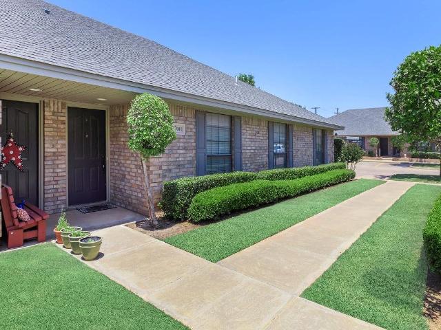 2 BR, 2 BA Apartment 4600 Old Jacksboro Hwy, Wichita Falls, TX 76302