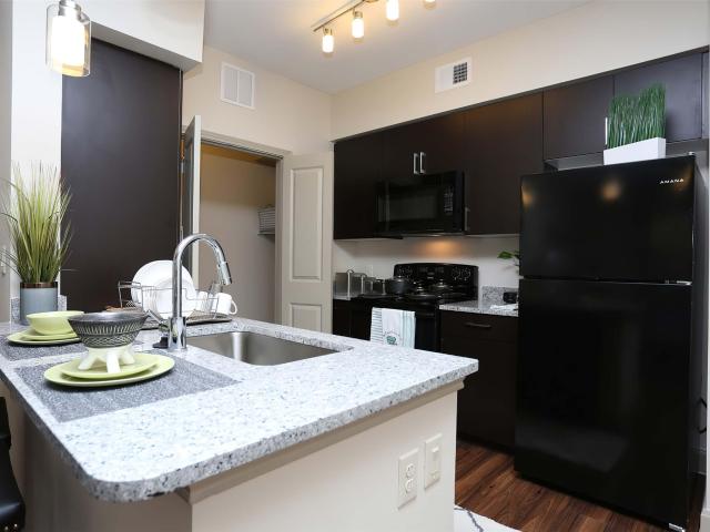 2 BR, 2 BA Apartment 4604 Cypresswood Drive, Spring, TX 77379