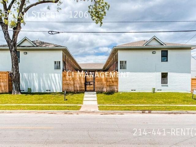 2 BR, 2 BA Apartment 4625 Bryan Street, Dallas, TX 75204