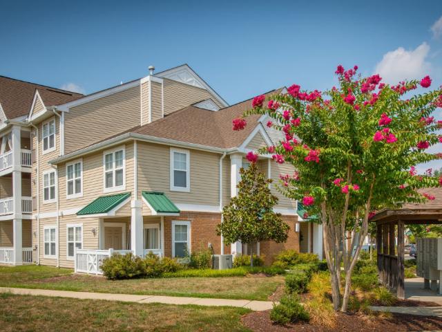 2 BR, 2 BA Apartment 4670 Prestancia Pl Unit 4680 305, Waldorf, MD 20602