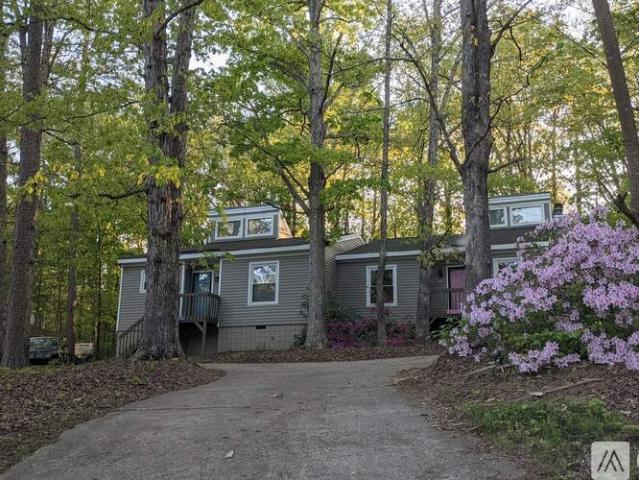 2 BR, 2 BA Apartment 4700 Cornwall Place, Raleigh, NC 27612