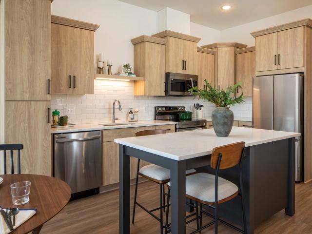 2 BR, 2 BA Apartment 4701 Kings Point Road Unit 110, Mound, MN 55364