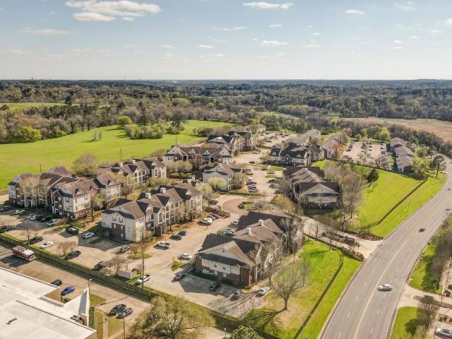 2 BR, 2 BA Apartment 4704 N University Dr Unit 2 211, Nacogdoches, TX 75965