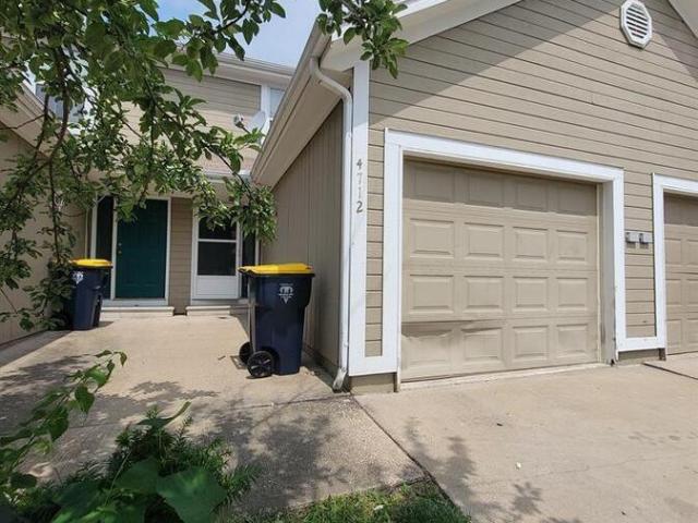 2 BR, 2 BA Apartment 4712 Haden Ct, Kansas City, MO 64136