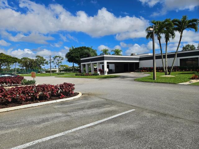 2 BR, 2 BA Apartment 4734 Lucerne Lakes Boulevard East, Lake Worth, FL 33467