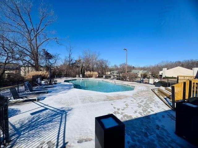 2 BR, 2 BA Apartment 4755 Country Club Rd Unit 118A, Winston Salem, NC 27104