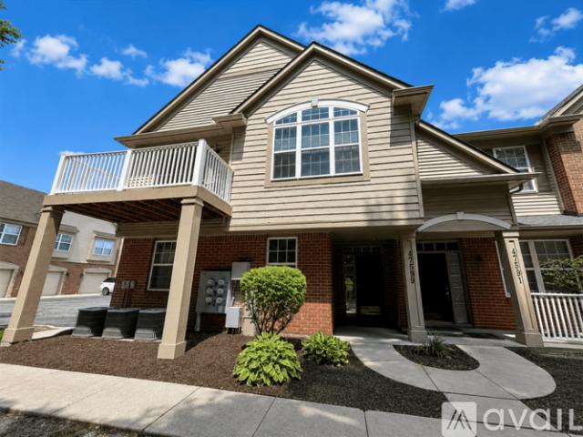 2 BR, 2 BA Apartment 47599 Pembroke Dr, Unit 1, Wayne County, MI 48188