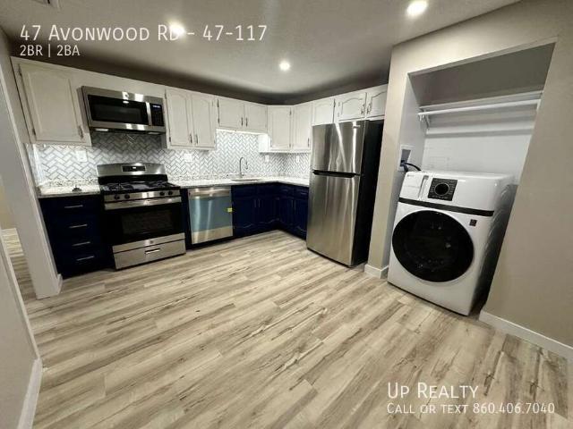 2 BR, 2 BA Apartment 47 Avonwood Rd, Avon, CT 06001