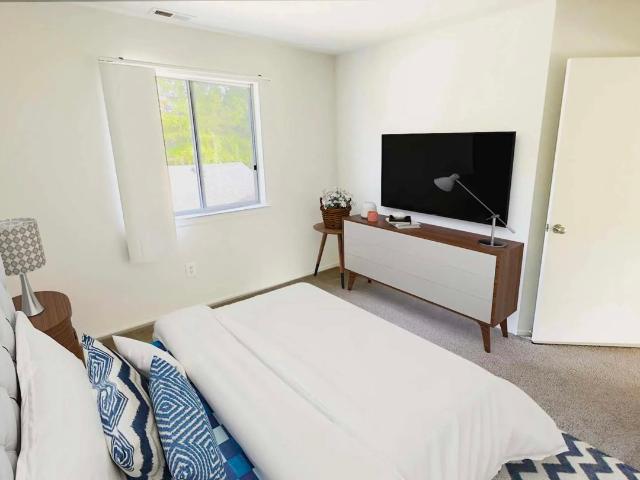 2 BR, 2 BA Apartment 4805 Pebble Crk E Unit 780 10, Utica, MI 48317