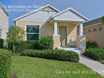 2 BR, 2 BA Apartment 4815 Woodbrook Drive, Sarasota, FL 34243