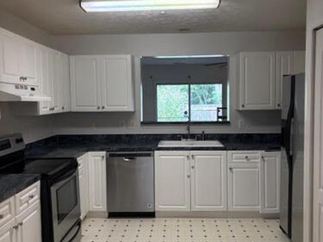 2 BR, 2 BA Apartment 48215 Picketts Harbor Ct, Unit TH, Lexington Park, MD 20653