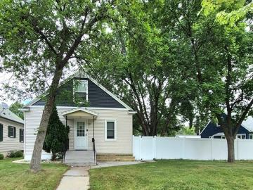 2 BR, 2 BA Apartment 48 23rd Ave N, St. Cloud, MN 56303