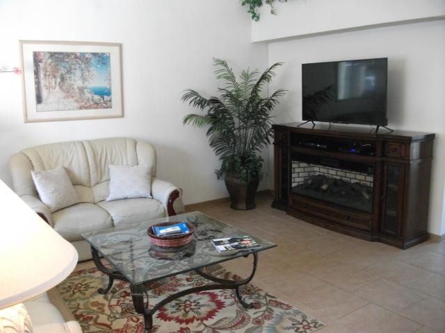 2 BR, 2 BA Apartment 49225 Eisenhower Drive, Indio, CA 92201