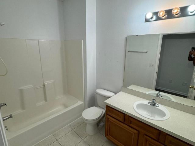 2 BR, 2 BA Apartment 4935 Islamorada Lane, Jacksonville, FL 32256