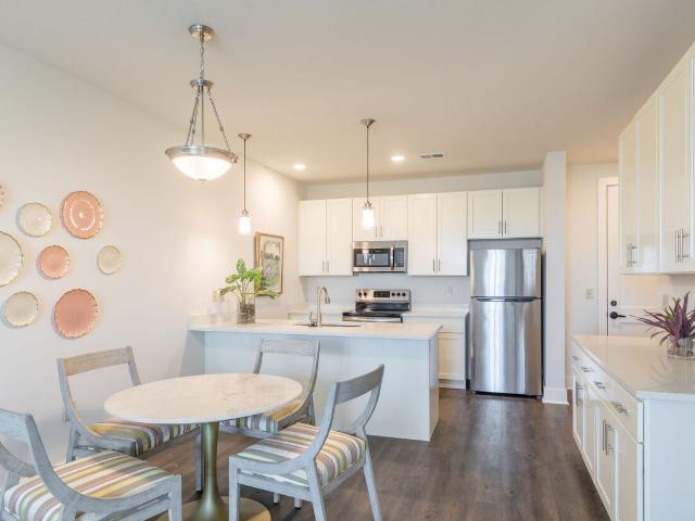 2 BR, 2 BA Apartment 4950 Cornerstone North Blvd Unit 3 3201, Dayton, OH 45440