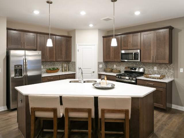 2 BR, 2 BA Apartment 4000 Brookside Road Unit 4016, Clarkston, MI 48346