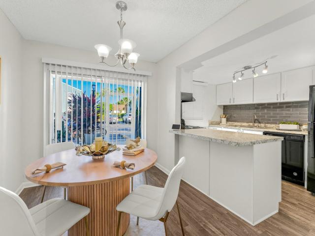 2 BR, 2 BA Apartment 400 Sandpiper Lane Unit 468 114, Casselberry, FL 32707