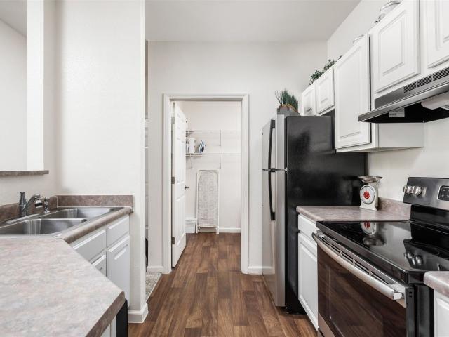 2 BR, 2 BA Apartment 401 Augusta Way Unit 0438A, Fort Wayne, IN 46825
