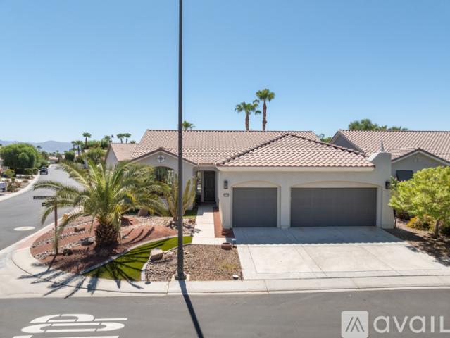 2 BR, 2 BA Apartment 40378 Corte San Carlos, Indio, CA 92203