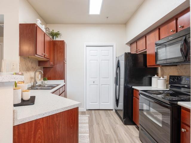 2 BR, 2 BA Apartment 4050 Pendleton Dr Unit 1 1226, Bryan, TX 77802