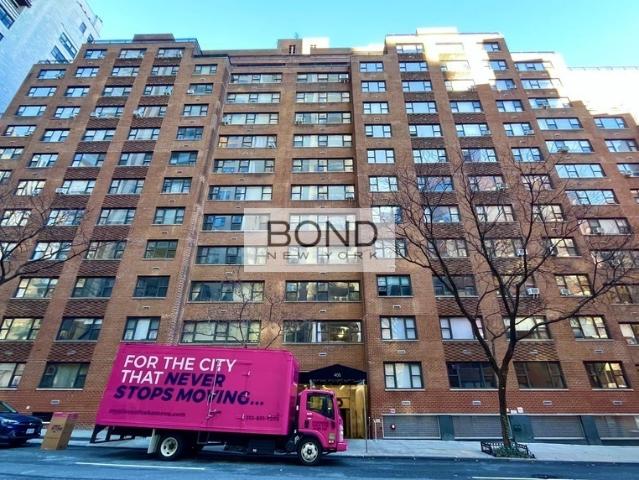 2 BR, 2 BA Apartment 405 East 56th Street, New York, NY 10022