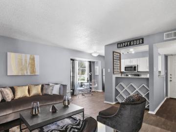2 BR, 2 BA Apartment 40 Shadow Way, Dallas, TX 75243