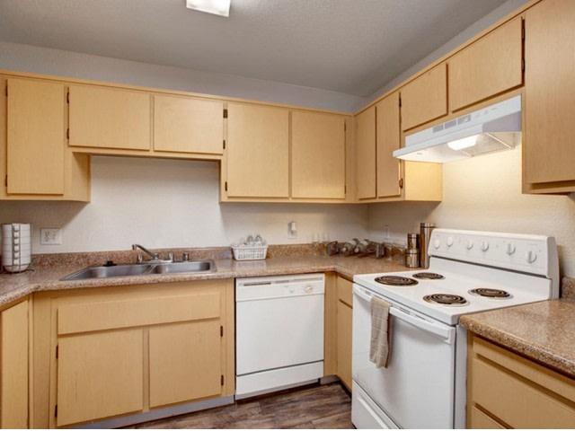 2 BR, 2 BA Apartment 410 Bell Ave Unit 11N, Sacramento, CA 95838