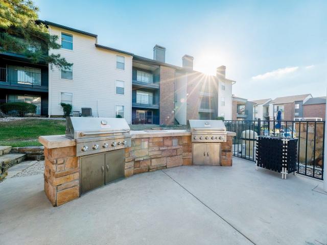 2 BR, 2 BA Apartment 4111 Polaris Dr Unit 3032*, Irving, TX 75038